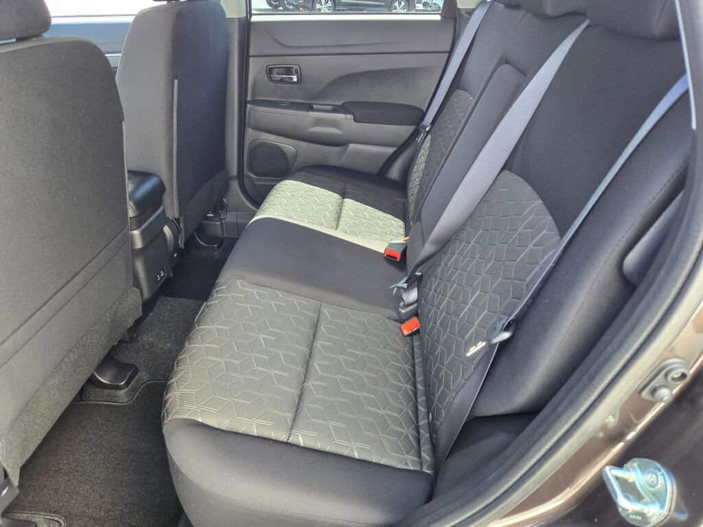 New 2025 Mitsubishi Outlander Sport LE image 12