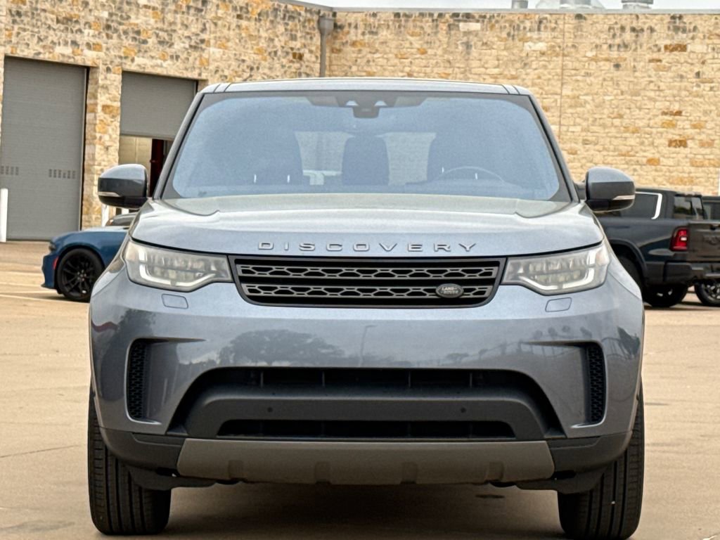Used 2019 Land Rover Discovery SE AWD/4WD image 2