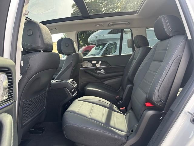 New 2026 Mercedes-Benz GLS 450 4MATIC image 19