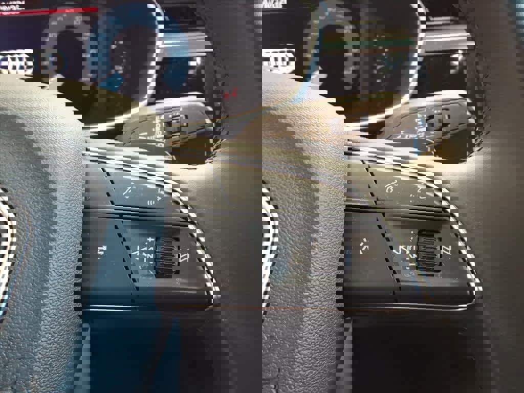 Used 2025 Audi Q3 2.0T Premium Plus w/ Premium Plus Package image 16