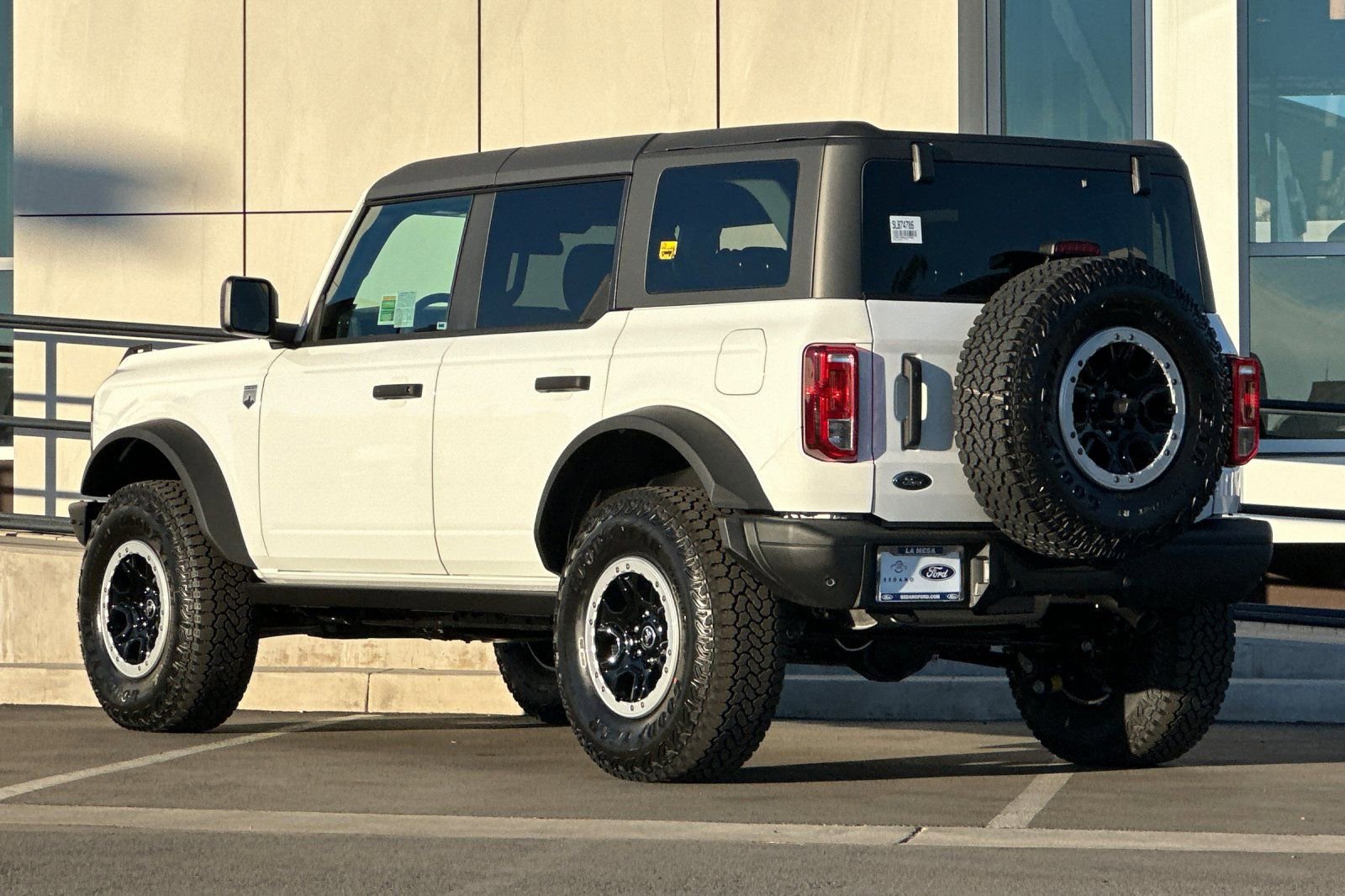 New 2025 Ford Bronco Big Bend w/ Black Diamond Package image 5