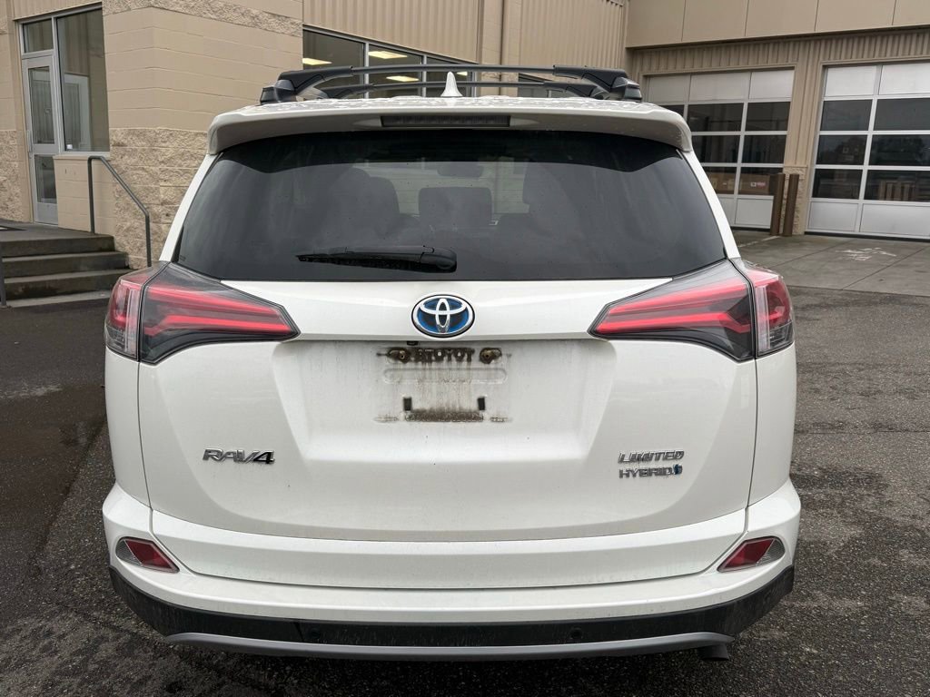 Used 2018 Toyota RAV4 Limited w/ Advanced Technology Package image 4