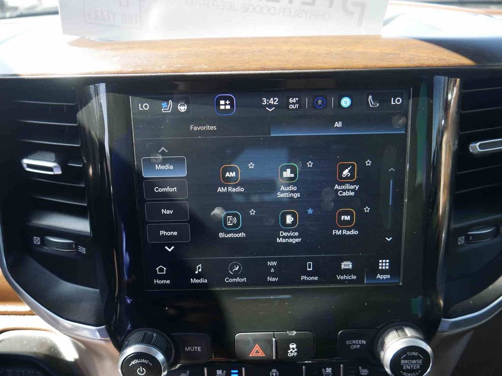 Certified 2022 RAM 3500 Laramie AWD/4WD image 42