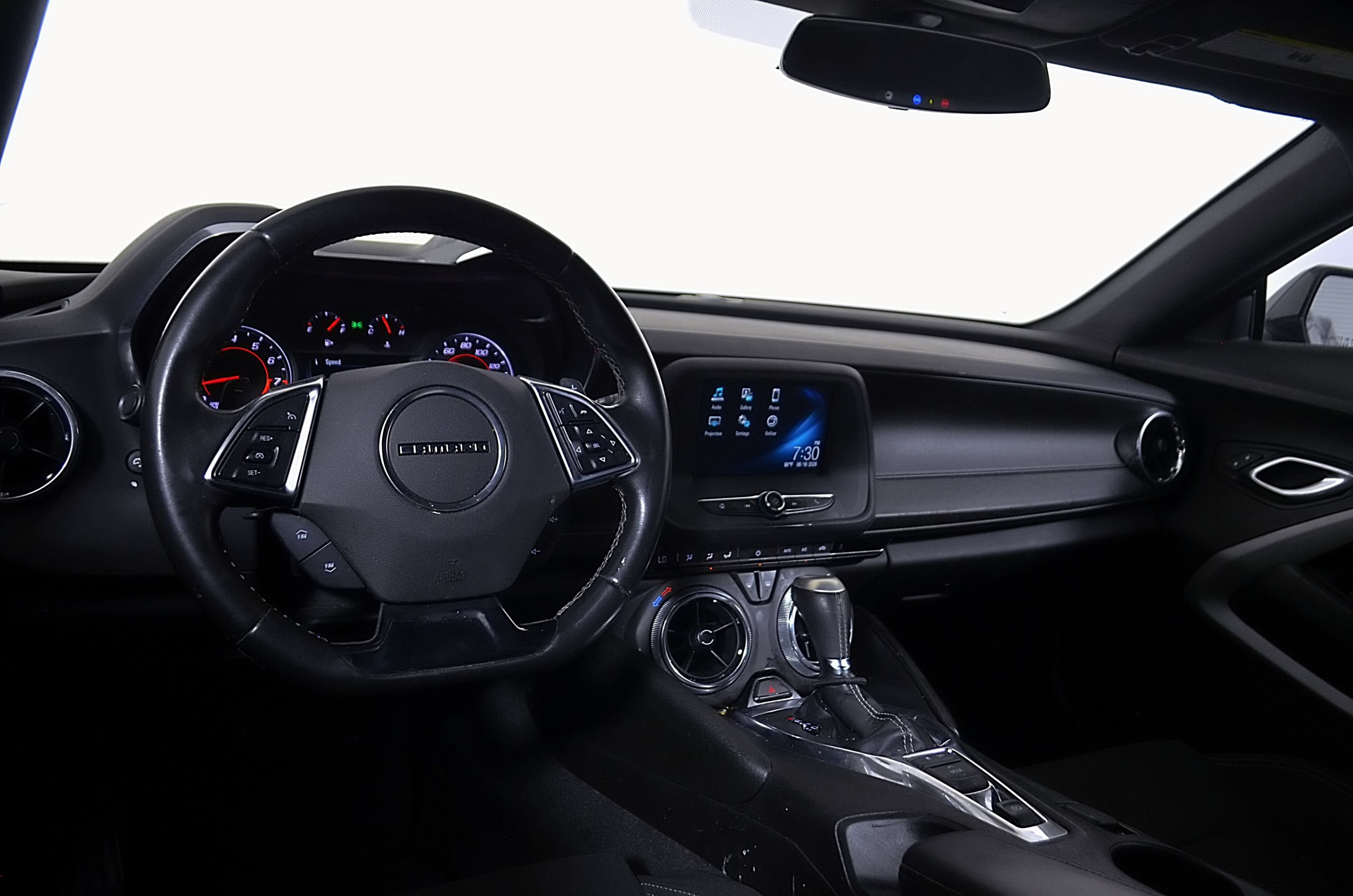 Used 2018 Chevrolet Camaro LT RWD image 20