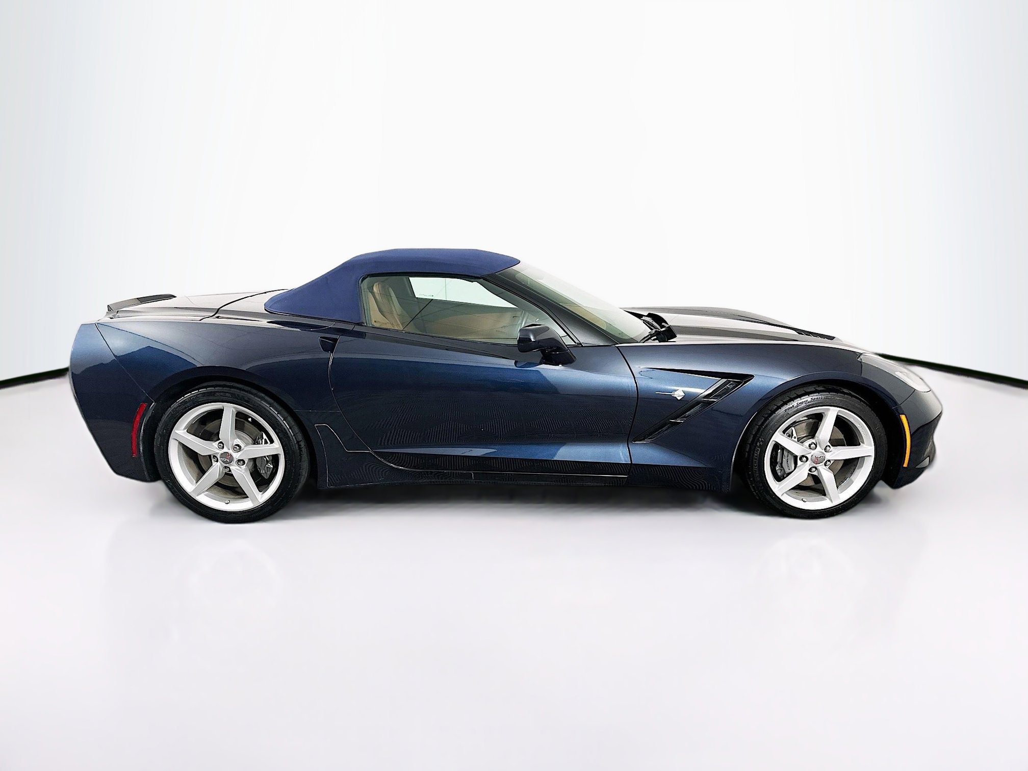 Used 2014 Chevrolet Corvette Stingray Convertible w/ 3LT Preferred Equipment Group image 29