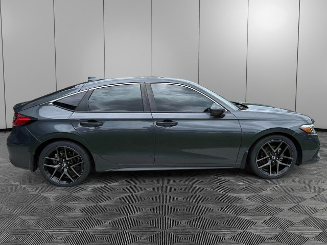 Used 2024 Honda Civic Sport Touring image 6