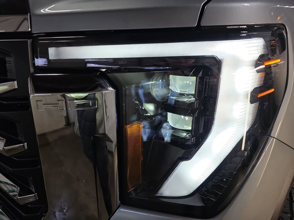 New 2026 GMC Sierra 2500 SLE w/ SLE Value Package; image 32
