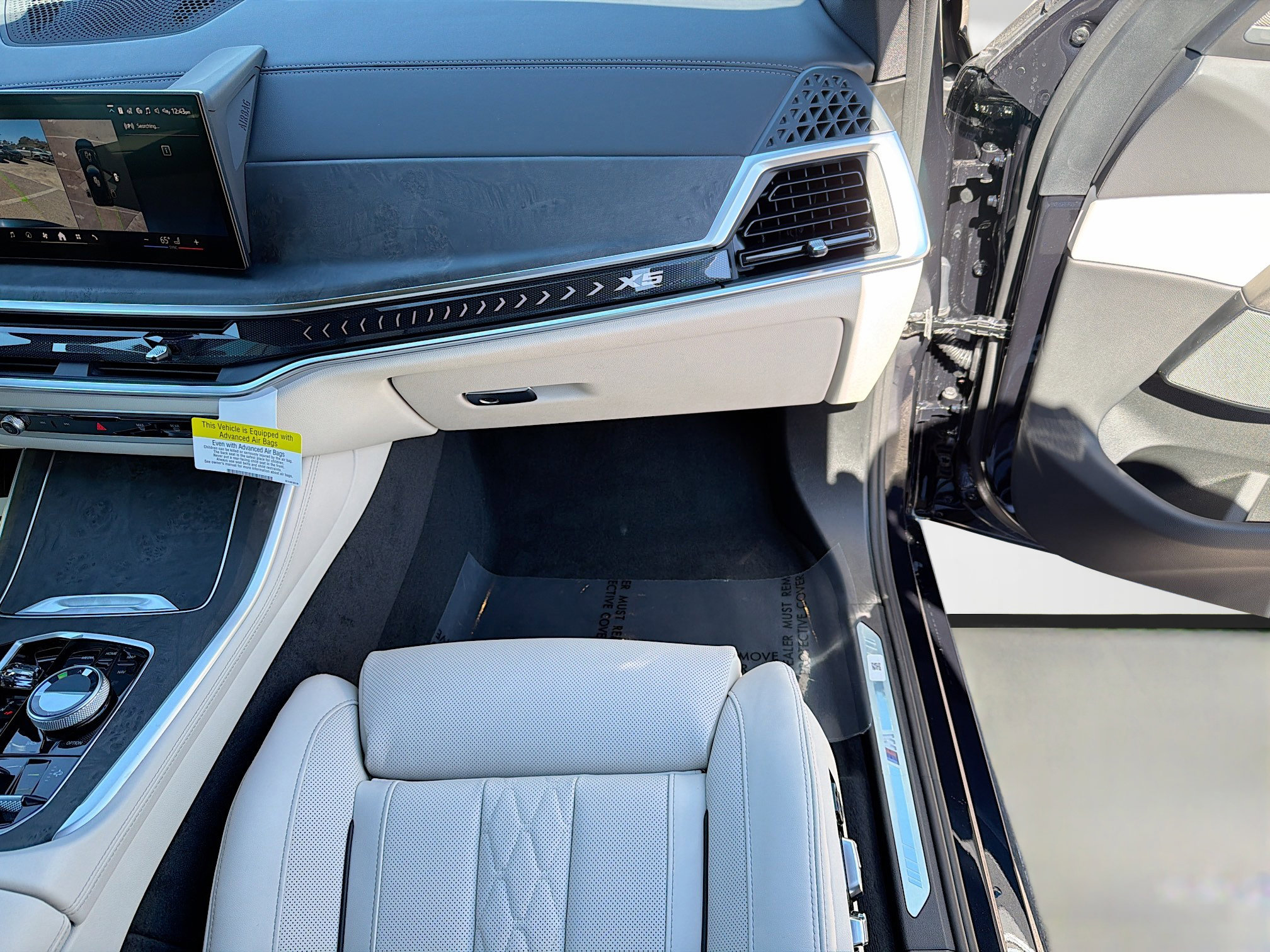 New 2026 BMW X5 xDrive50e w/ Executive Package image 18