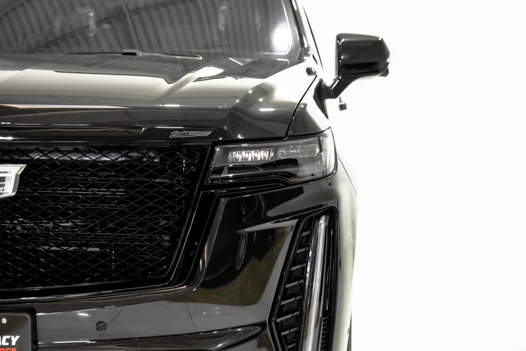 Used 2024 Cadillac Escalade V w/ LPO, ONYX Package image 47