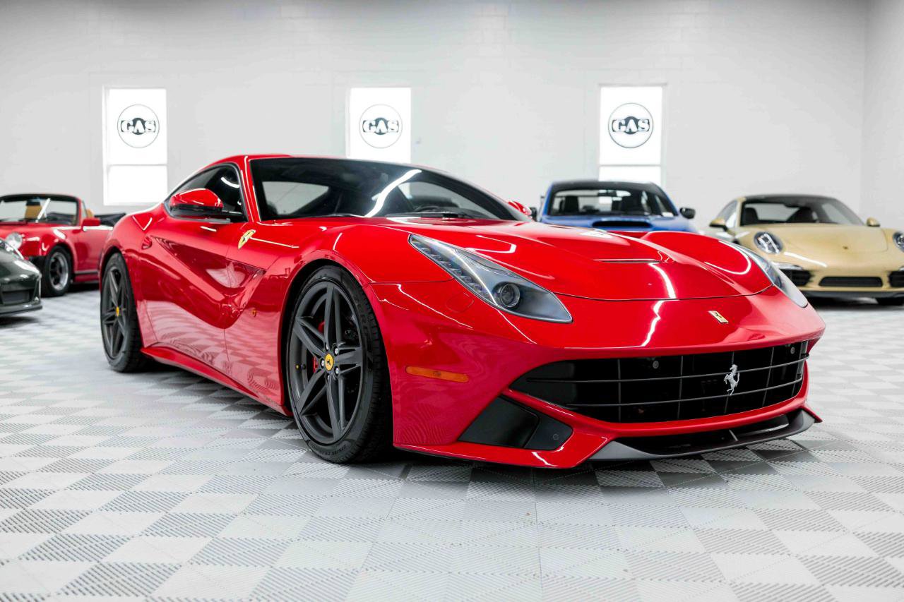 Used 2014 Ferrari F12 Berlinetta image 5