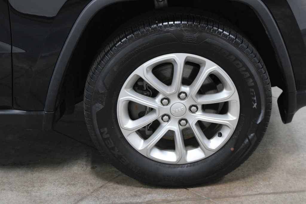 Used 2022 Jeep Grand Cherokee Laredo X RWD image 53