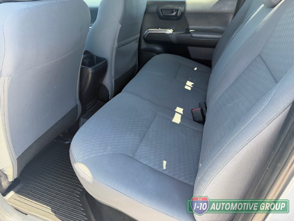 Used 2021 Toyota Tacoma SR5 RWD image 18