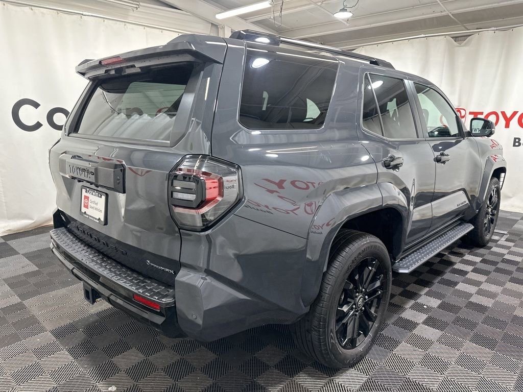 Used 2025 Toyota 4Runner 4WD image 7