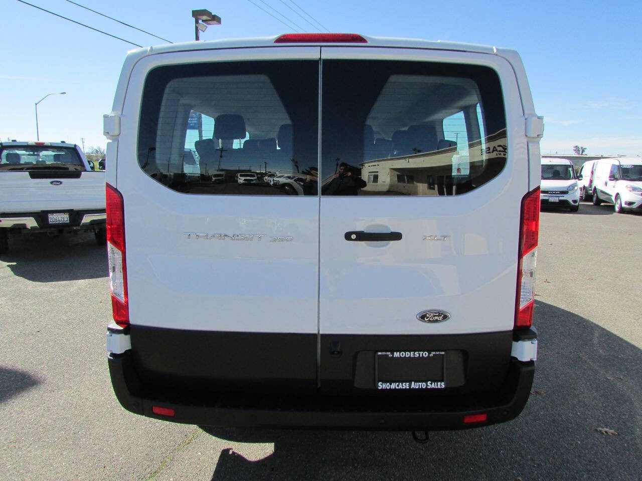 Used 2023 Ford Transit 350 XLT image 8