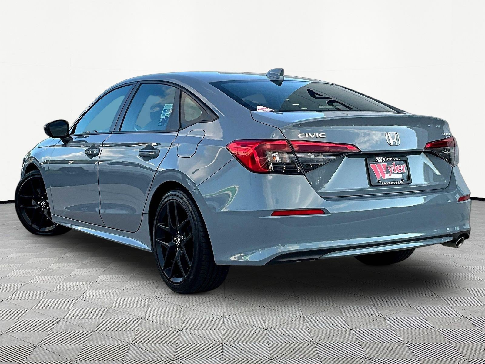Used 2024 Honda Civic Sport image 4