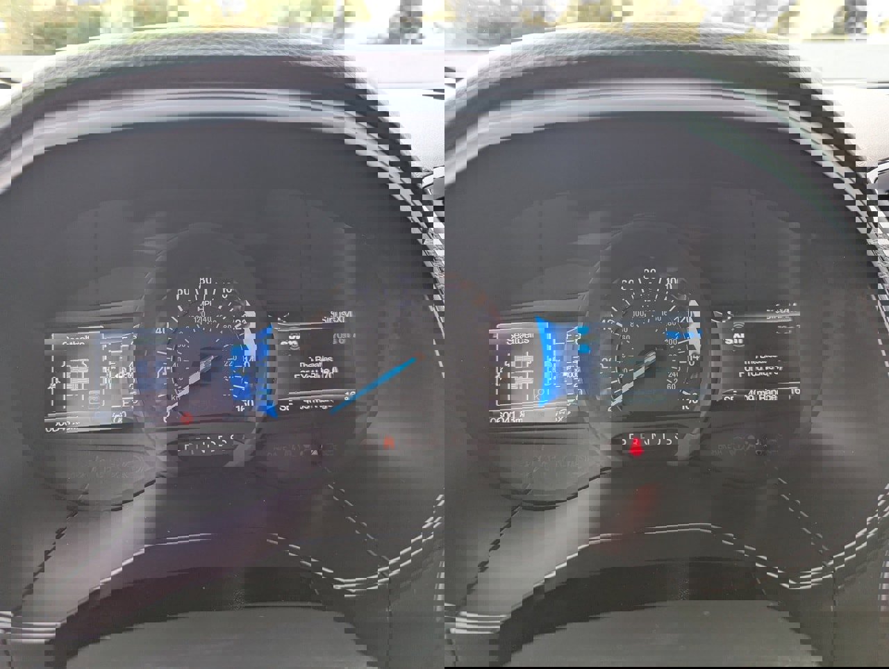 Used 2024 Ford Edge SEL image 27