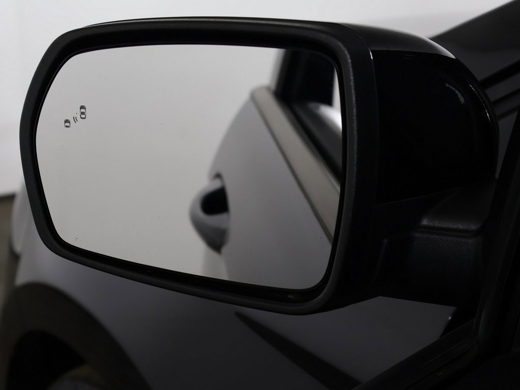 Used 2020 Ford Edge ST w/ Cold Weather Package image 35