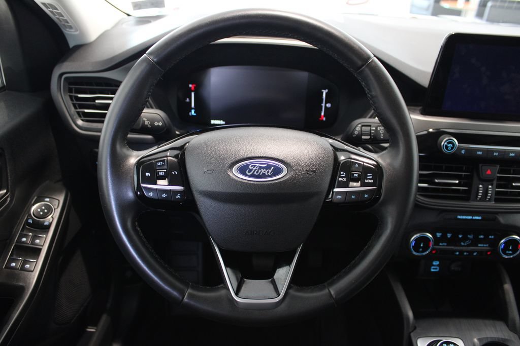 Used 2023 Ford Escape Active AWD/4WD image 23
