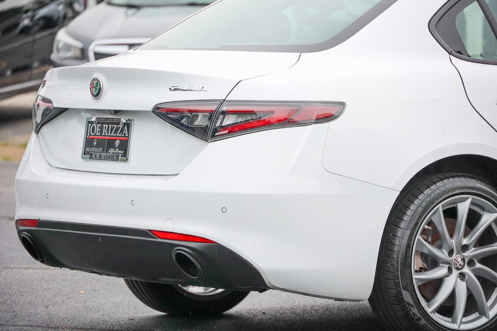 Used 2024 Alfa Romeo Giulia Ti AWD/4WD image 30