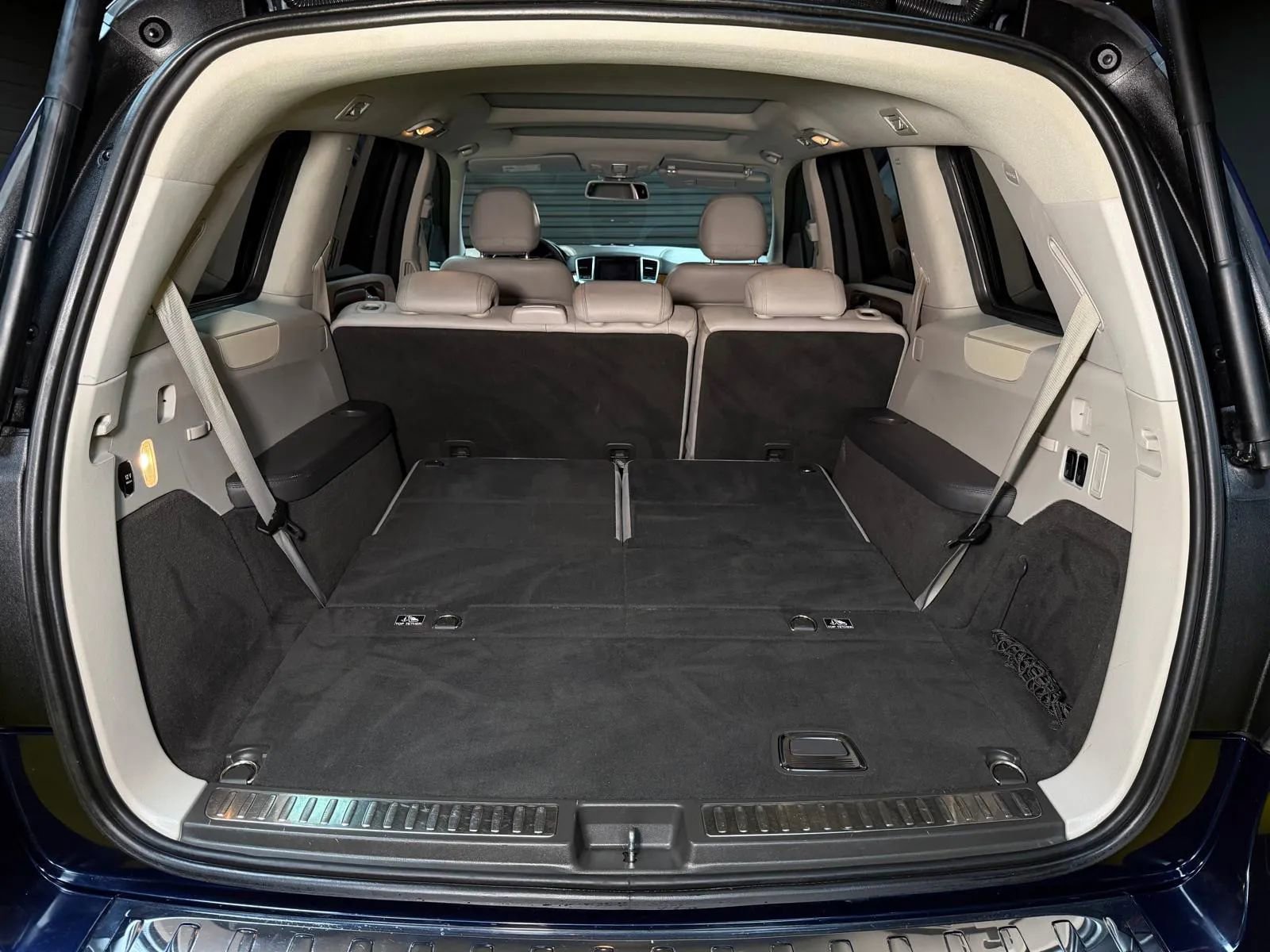 Used 2016 Mercedes-Benz GL 320 BlueTEC 4MATIC image 15