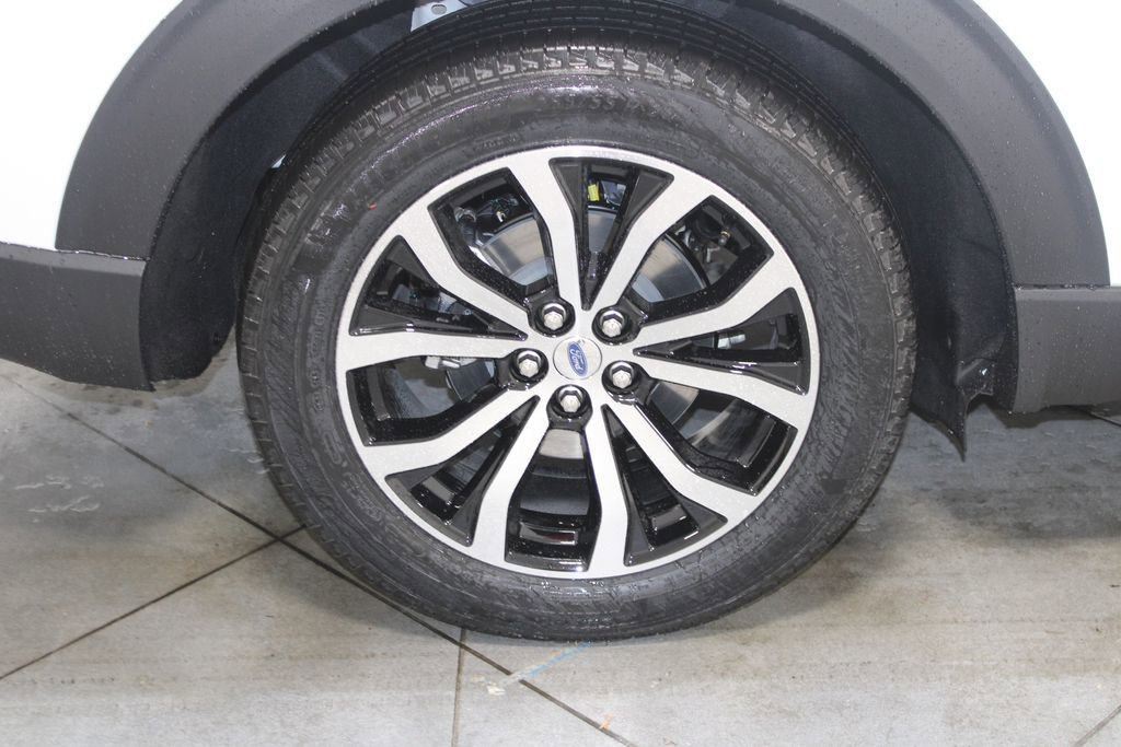 New 2026 Ford Explorer ST-Line w/ Premium Package RWD image 13