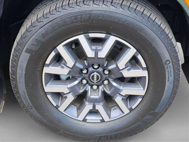 Used 2025 Nissan Frontier SL RWD image 27