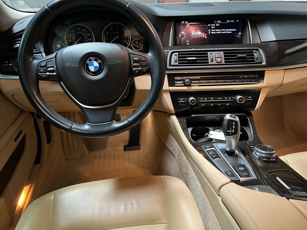 Used 2015 BMW 528i Sedan image 21