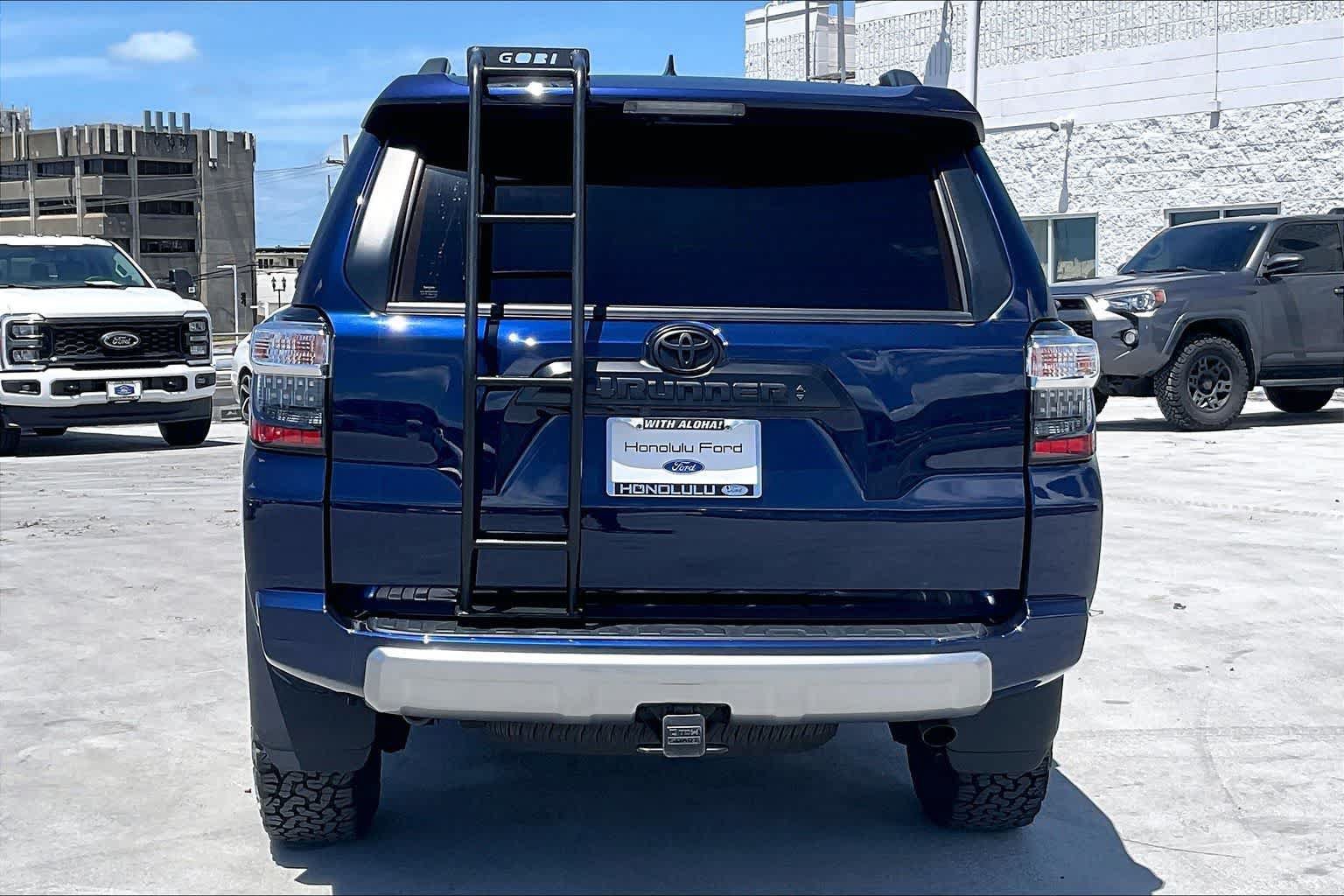Used 2024 Toyota 4Runner TRD Off-Road Premium w/ Off Road Premium Plus Package AWD/4WD image 5