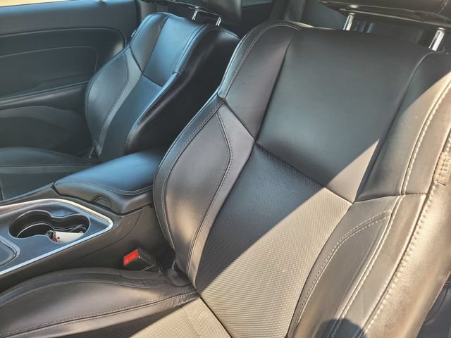 Used 2016 Dodge Challenger R/T Plus RWD image 13