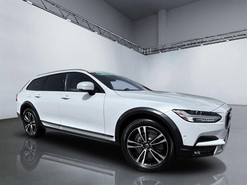 Used 2018 Volvo V90 T5 Cross Country w/ Convenience Package AWD/4WD image 27