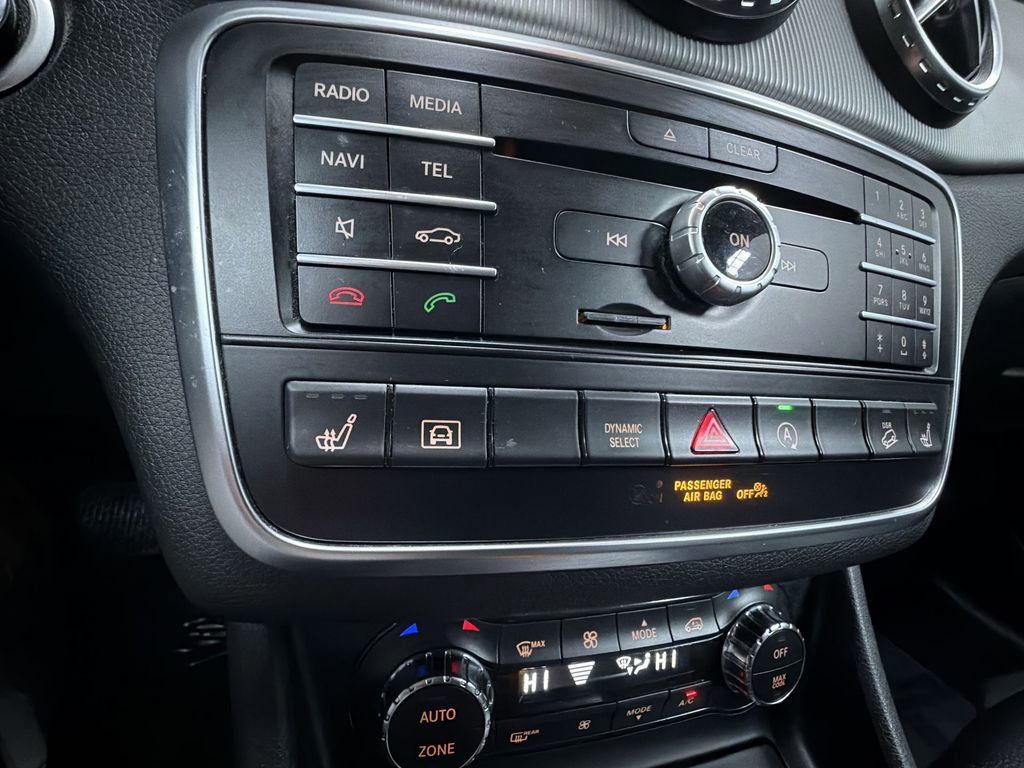 Used 2017 Mercedes-Benz GLA 250 4MATIC image 23