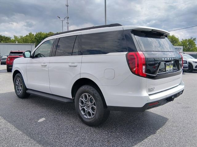 Used 2025 Ford Expedition Active RWD image 5