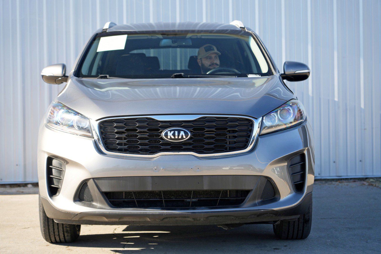 Used 2019 Kia Sorento LX w/ LX Convenience Package image 6