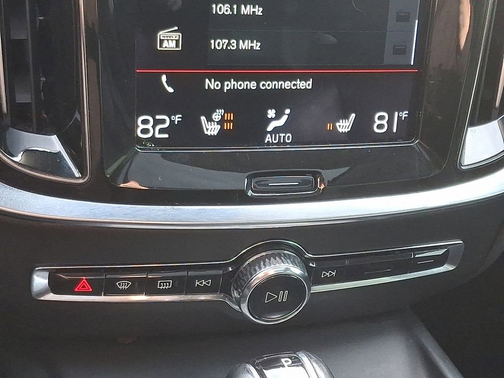 Used 2021 Volvo S60 T5 Inscription image 17