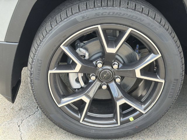 New 2026 Jeep Cherokee Overland w/ Advanced Pro Tech Group AWD/4WD image 16