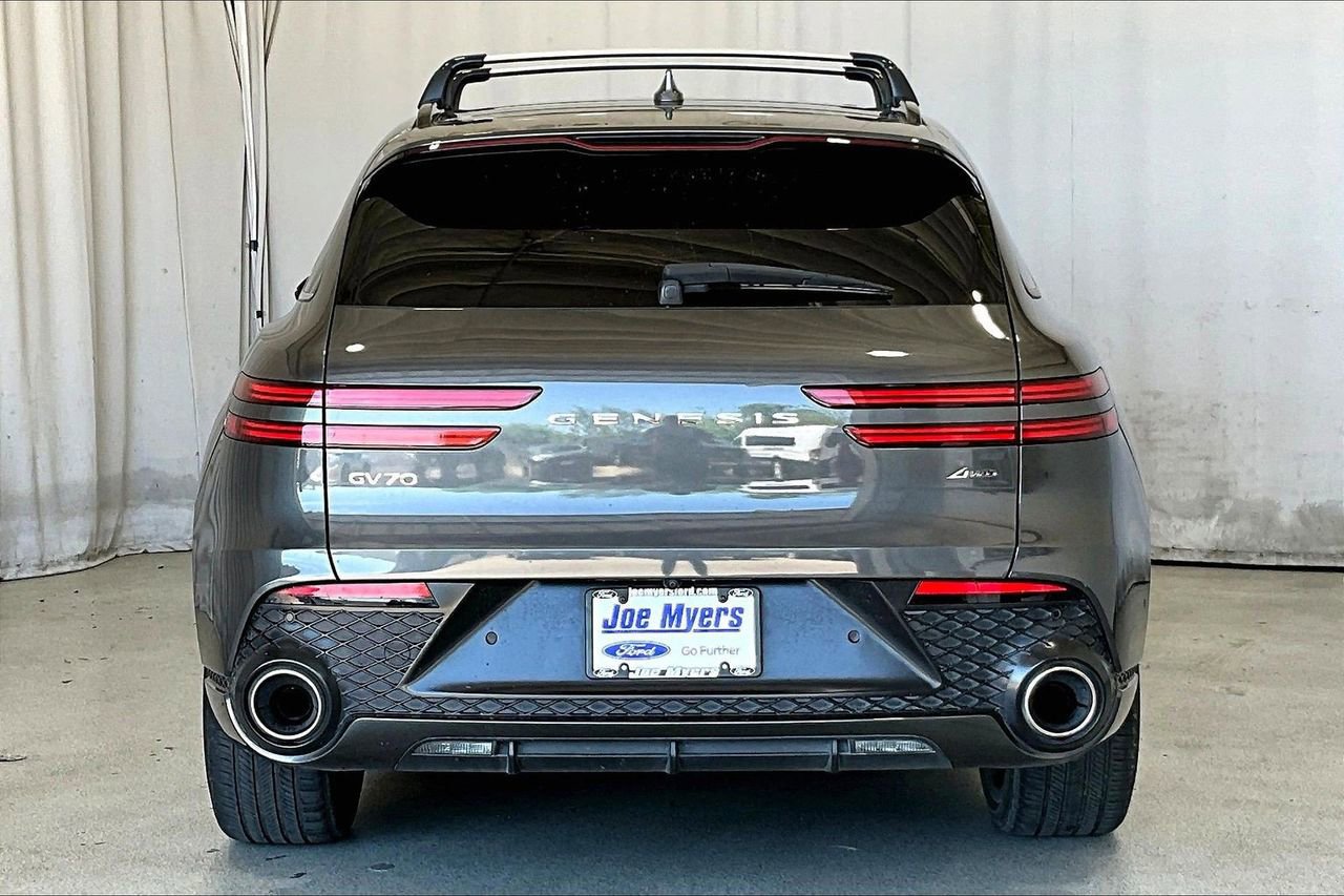 Used 2023 Genesis GV70 2.5T w/ Sport Prestige Package image 4