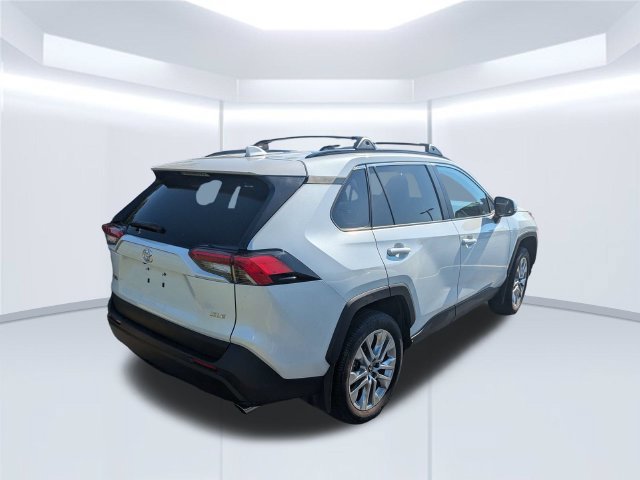 Used 2025 Toyota RAV4 XLE Premium FWD image 6
