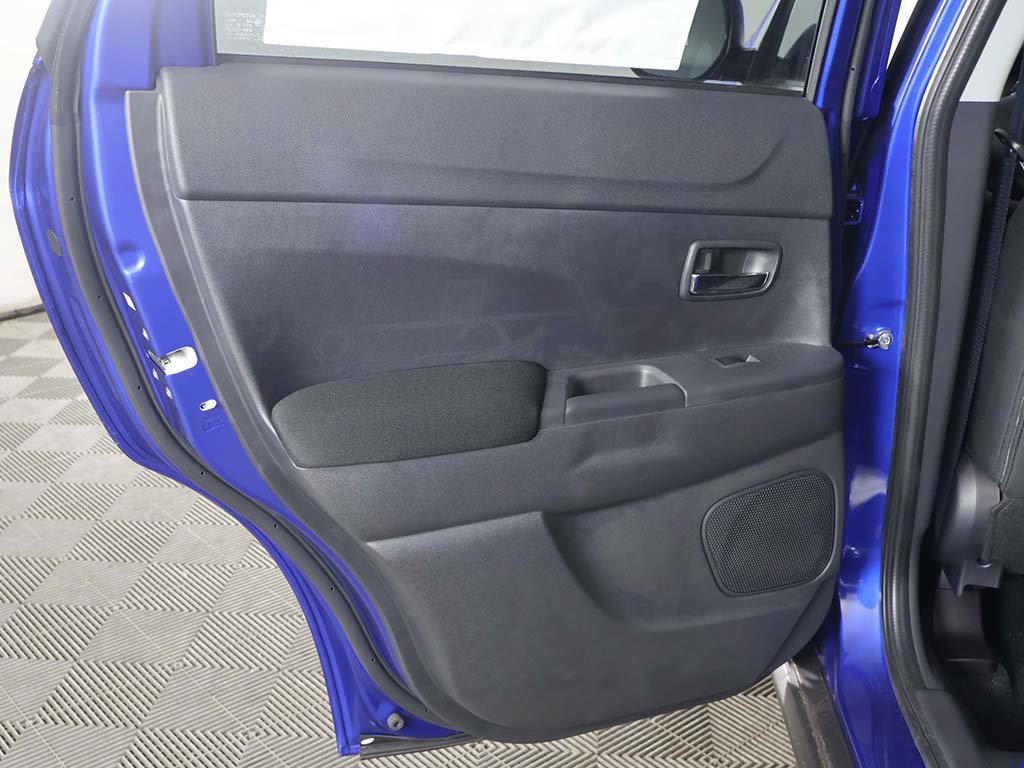 New 2027 Mitsubishi Outlander Sport FWD image 21