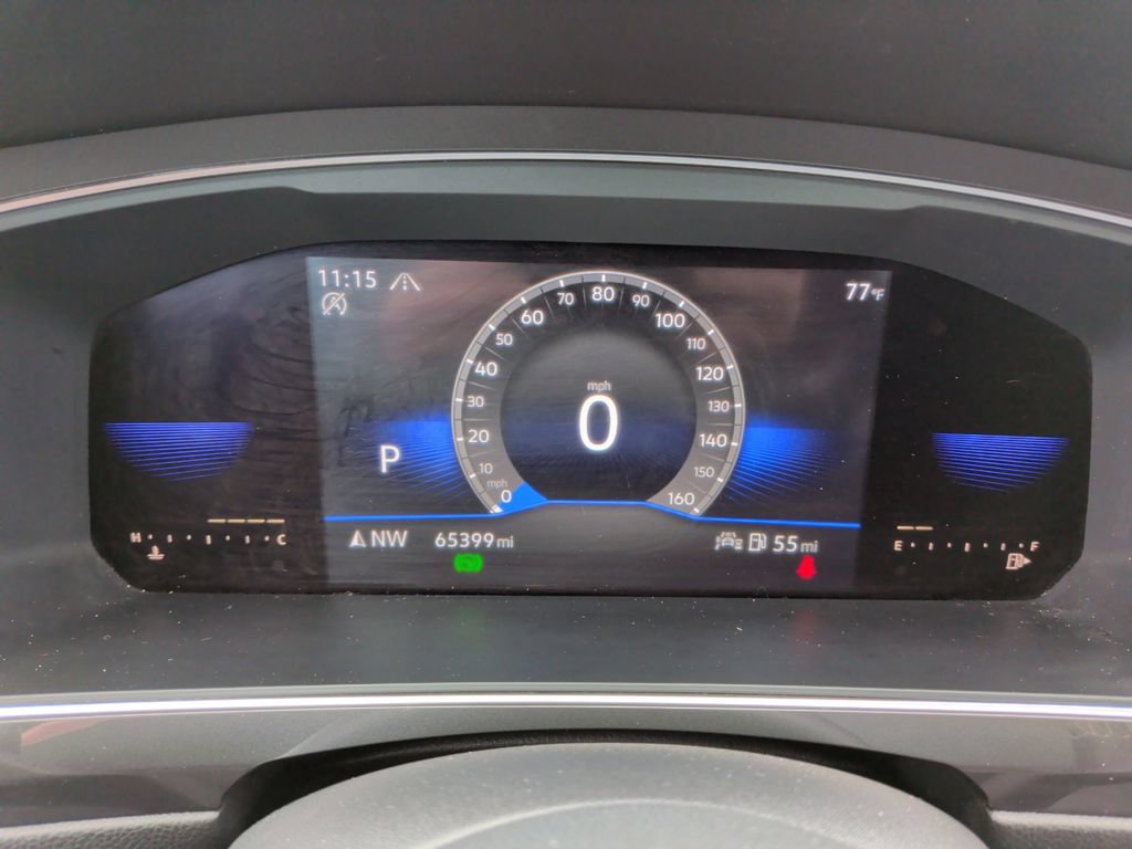 Used 2022 Volkswagen Tiguan SE AWD/4WD image 31