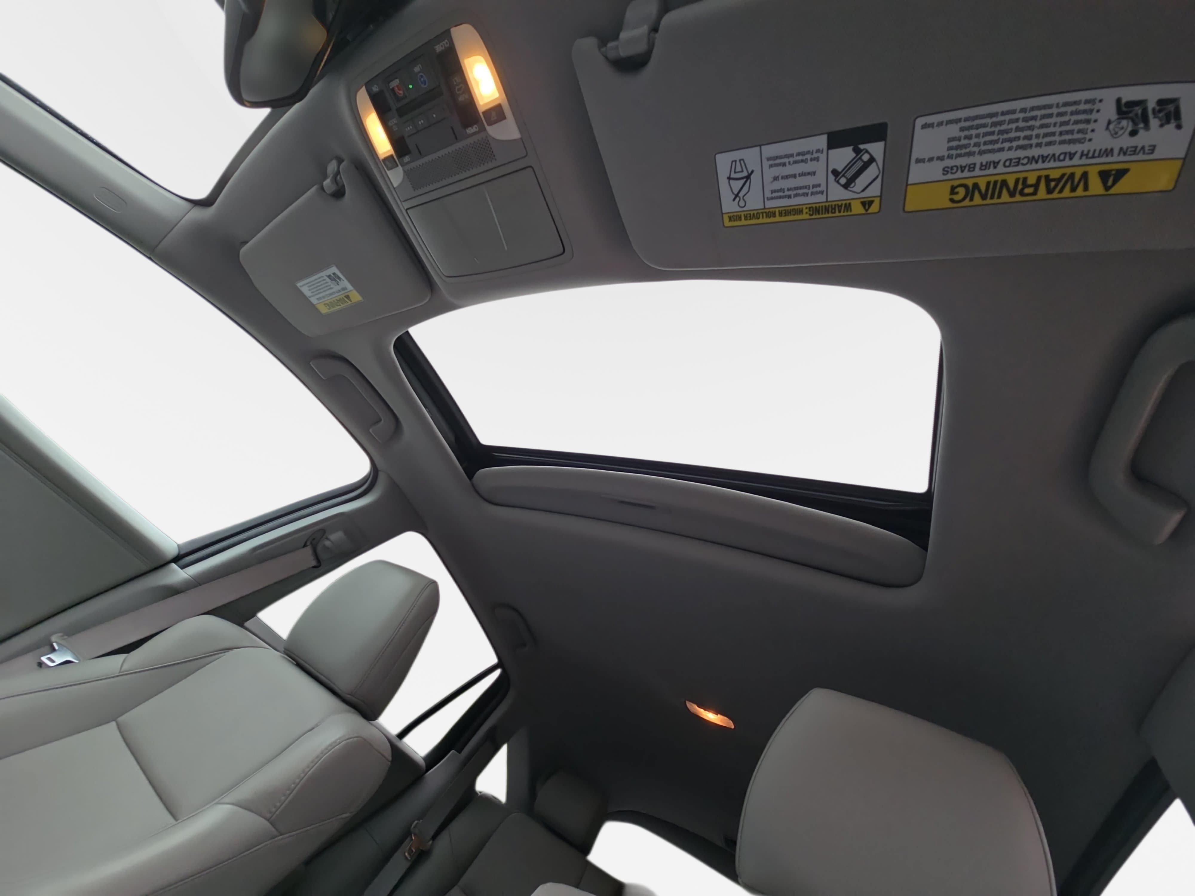 Used 2017 Acura RDX AWD w/ Advance Package image 32