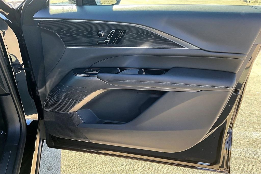 New 2026 Cadillac Lyriq Sport image 34