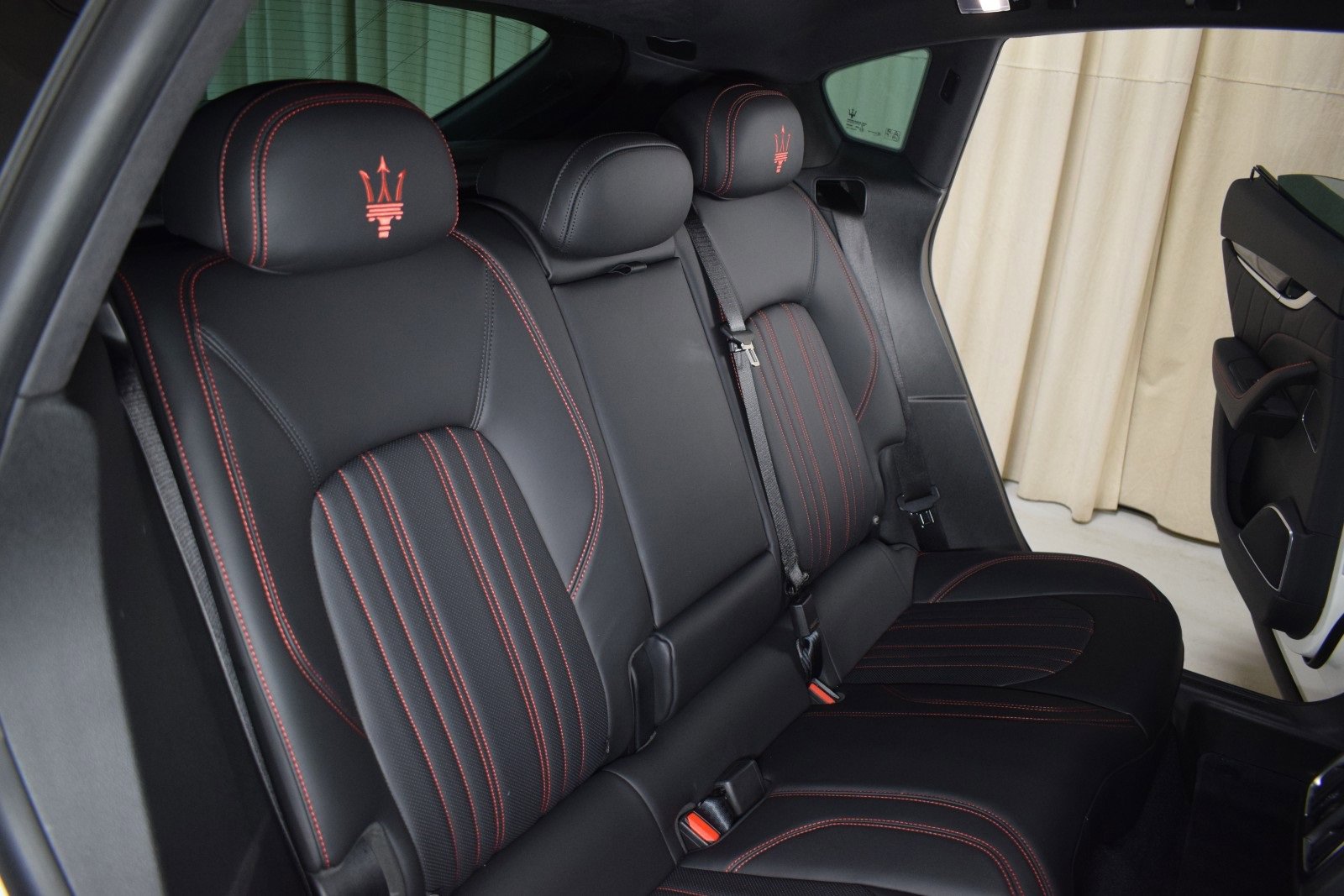 Certified 2022 Maserati Levante GT image 20