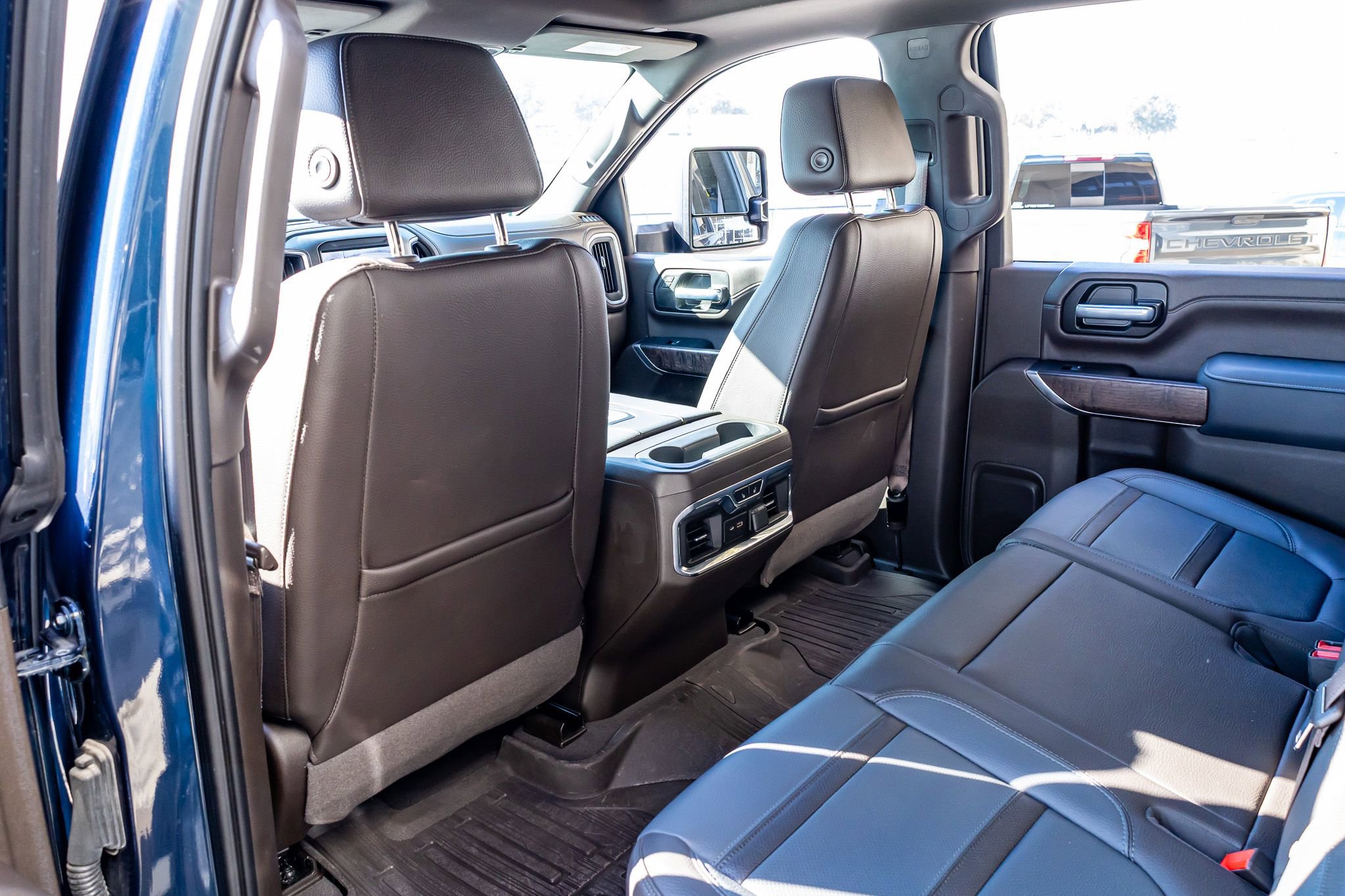 Used 2021 GMC Sierra 2500 Denali w/ Denali Ultimate Package image 27