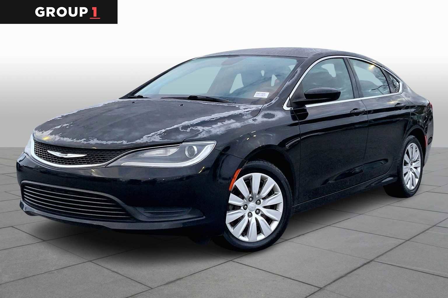 Used 2015 Chrysler 200 LX video 1
