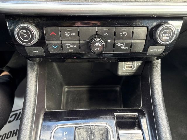 Used 2022 Jeep Compass Latitude AWD/4WD image 19