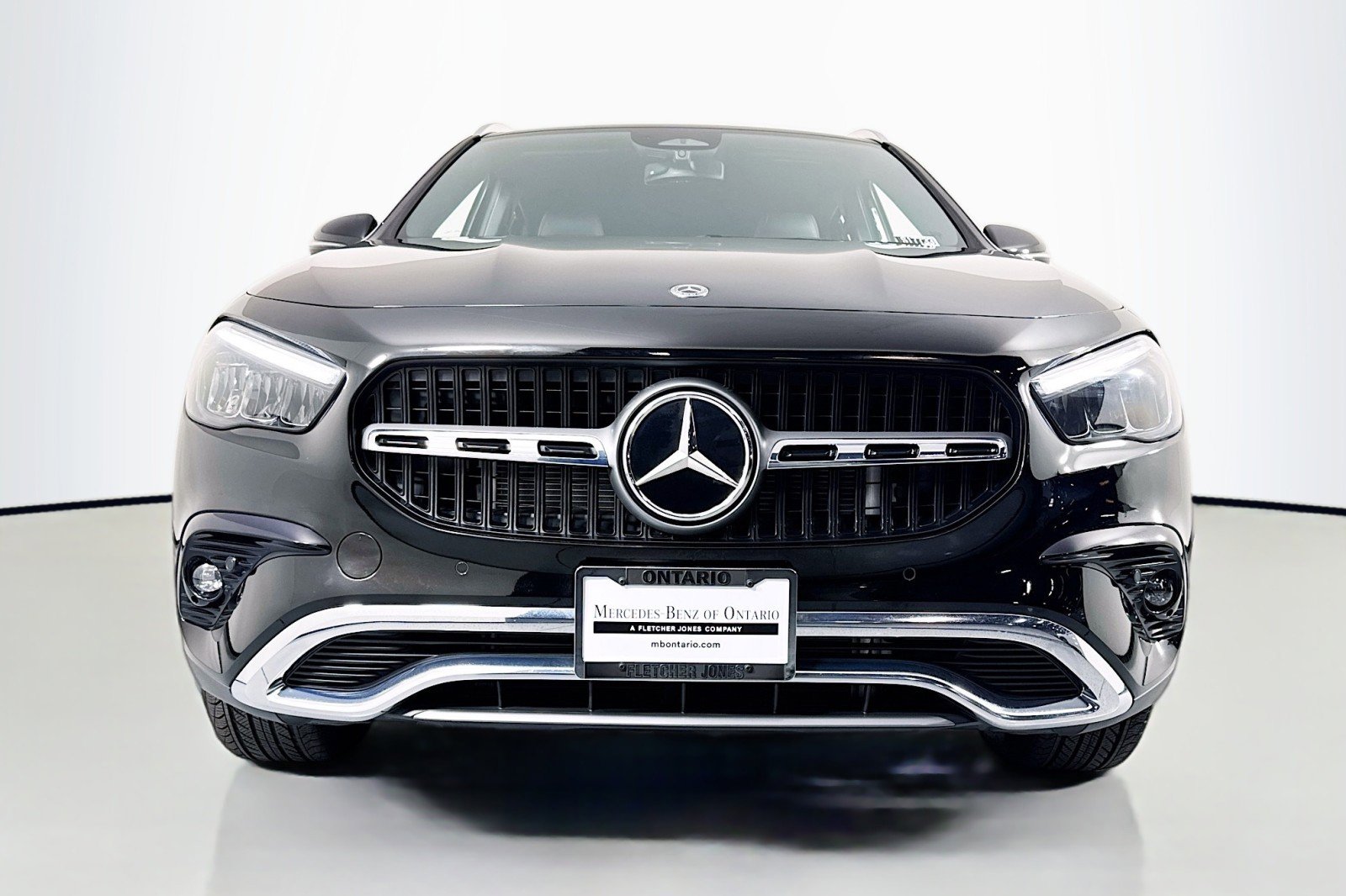 Certified 2025 Mercedes-Benz GLA 250 image 2