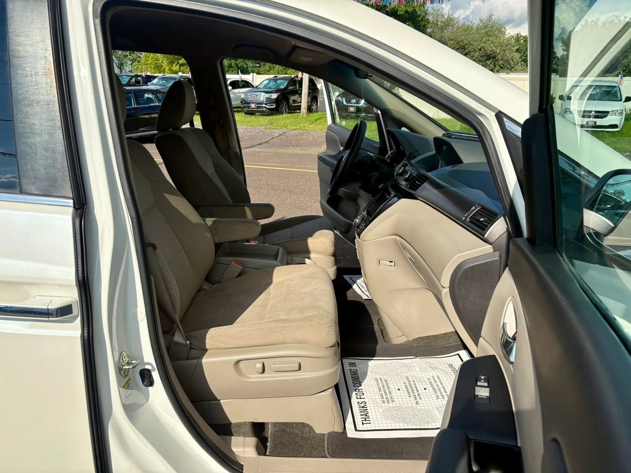Used 2016 Honda Odyssey EX image 28
