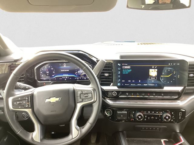 Used 2024 Chevrolet Silverado 3500 LTZ image 9