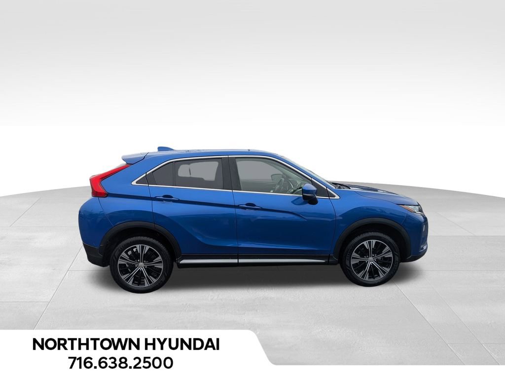 Used 2018 Mitsubishi Eclipse Cross SE image 2