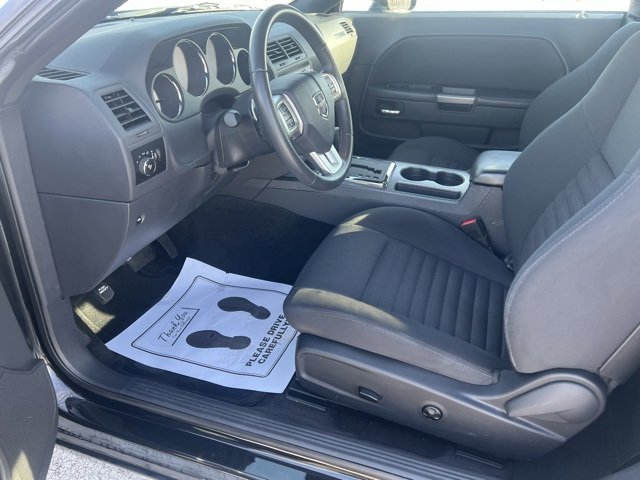 Used 2014 Dodge Challenger R/T image 13